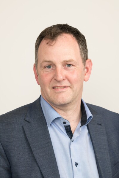 Prof. Des Murphy