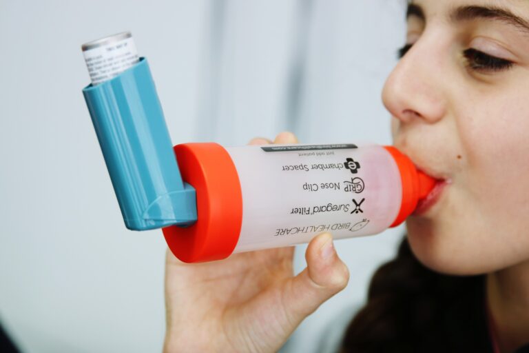 Reliever inhalers image
